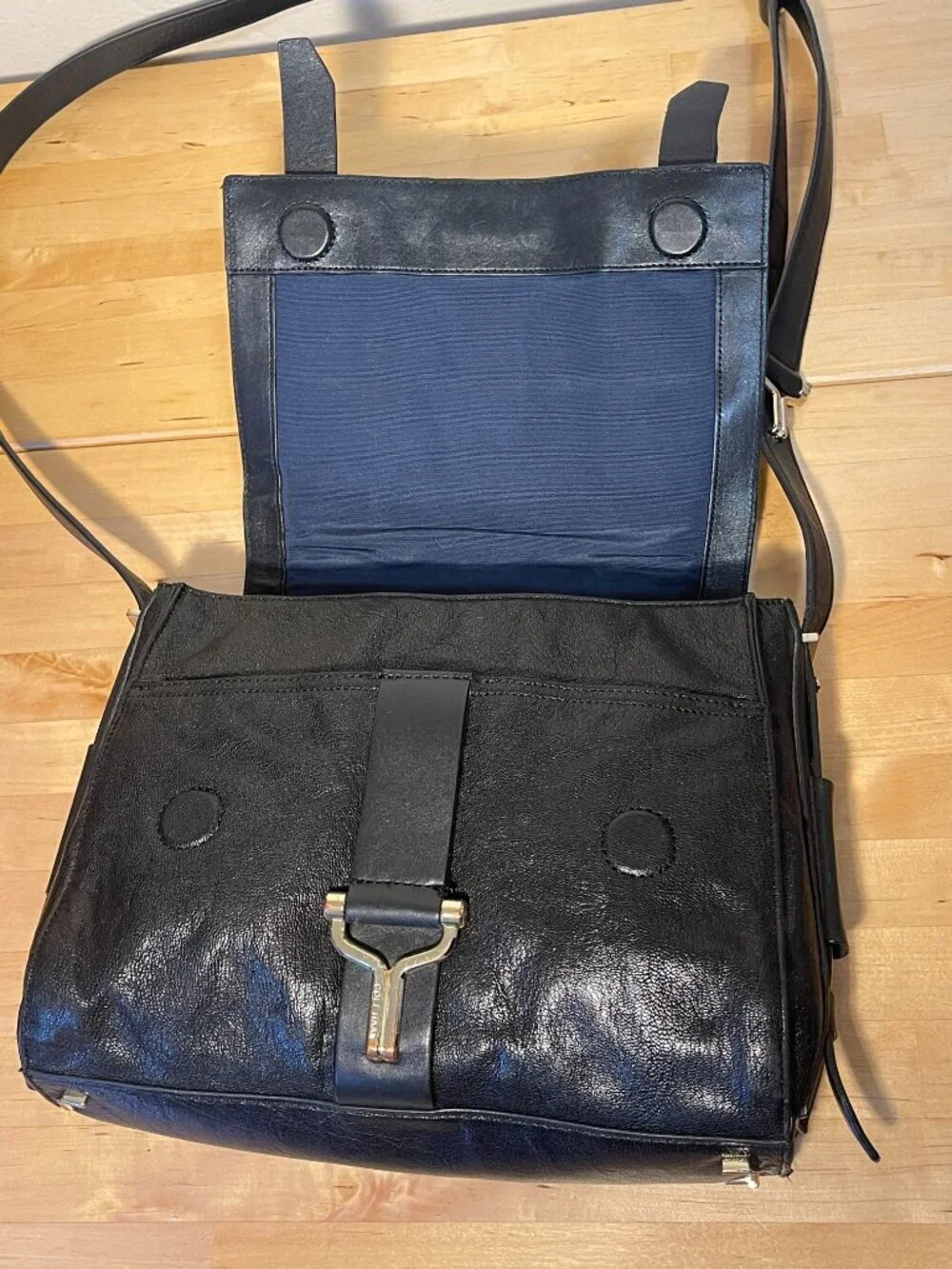 Cole Haan Black Leather Messenger Bag Professional Laptop Work Crossbody